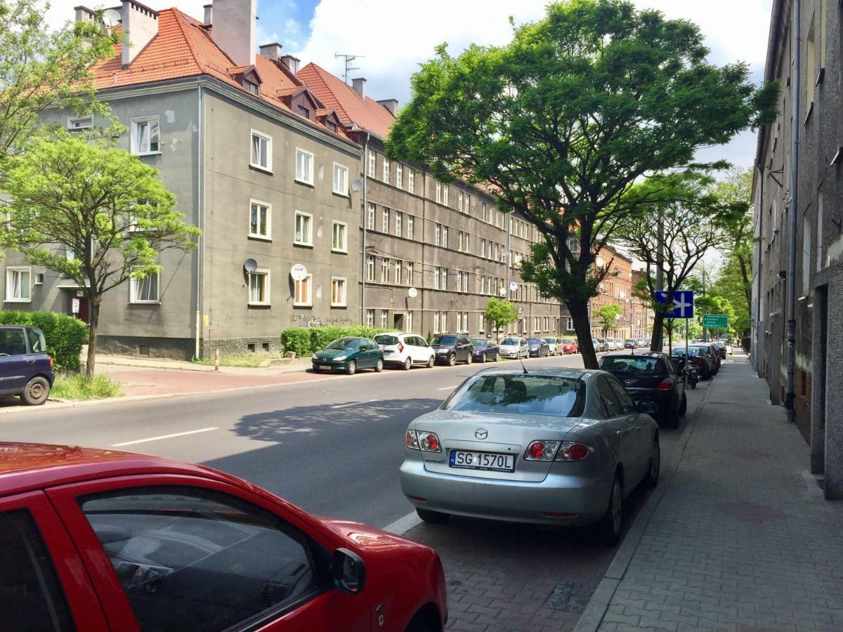 Apartament Joanna Parter Blisko Onkologii I Strefy Ekonomicznej Gliwice Exteriör bild